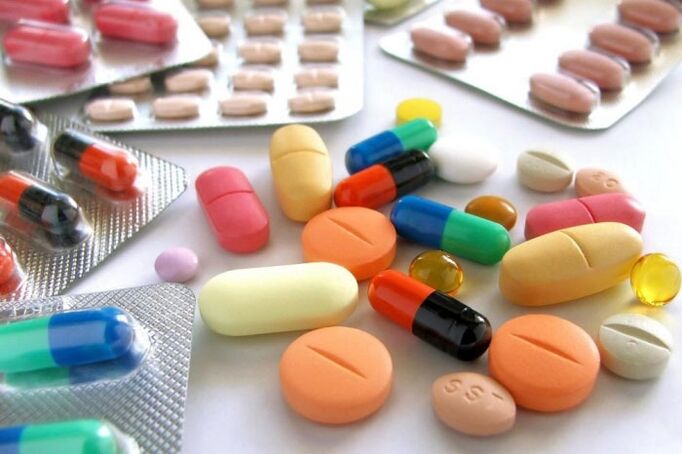 De behandeling van prostatitis is niet compleet zonder antibiotica en andere medicijnen
